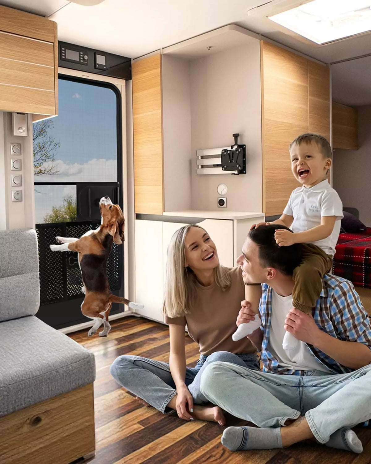 RV screen door pet guard